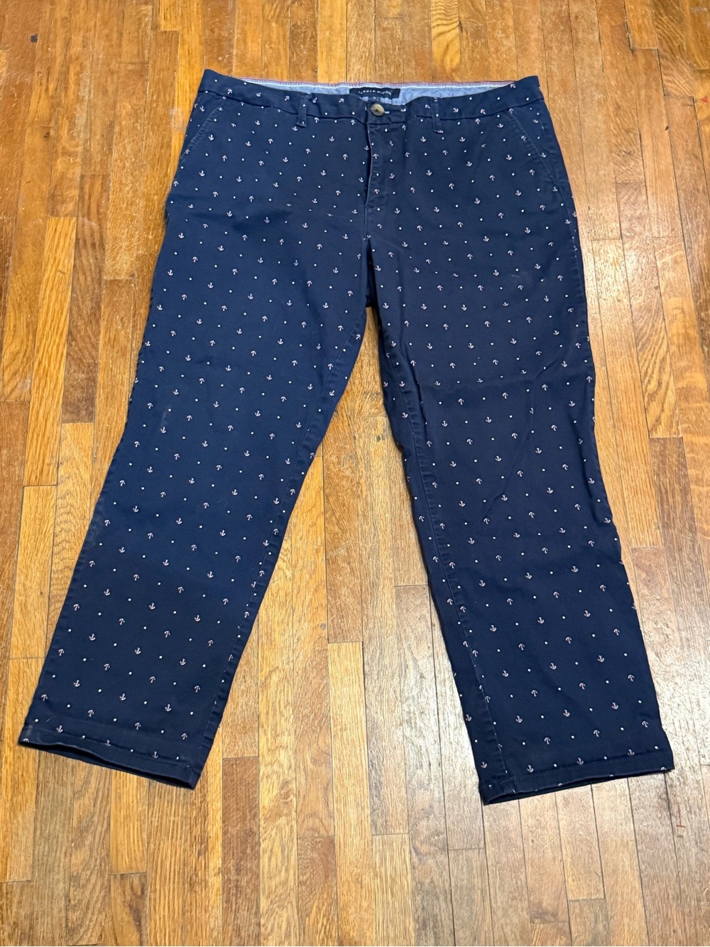 Tommy Hilfiger Navy Cropped Anchor-Print Pants